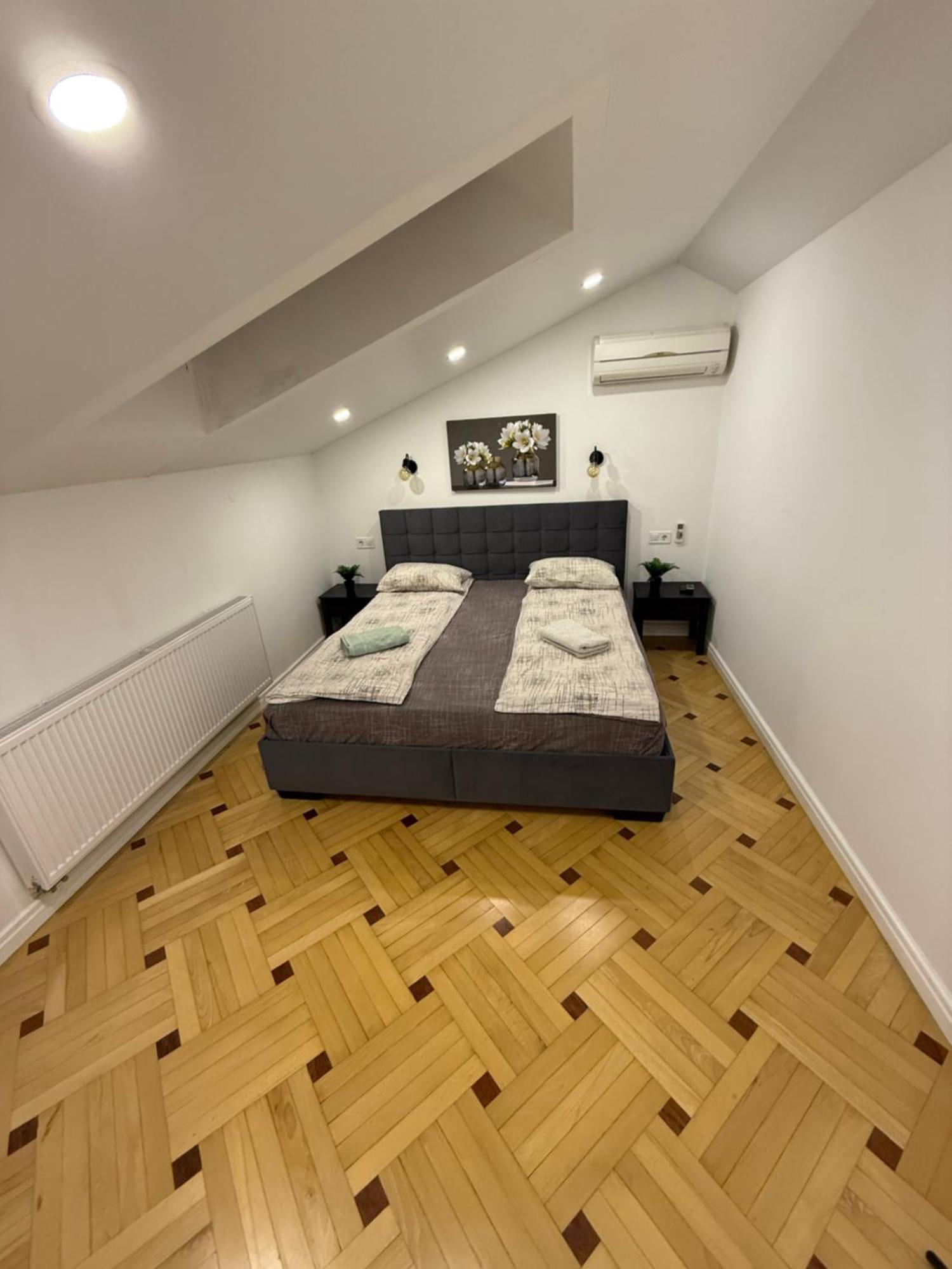 Ferienwohnung Gamla Stan Lemberg Exterior foto